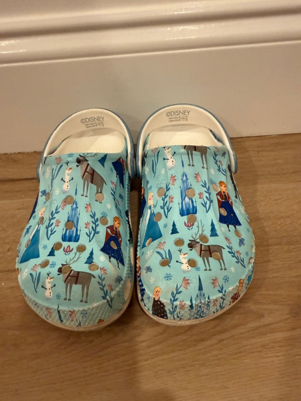 CROCS Kids Light Blue Disney Frozen Print Clogs